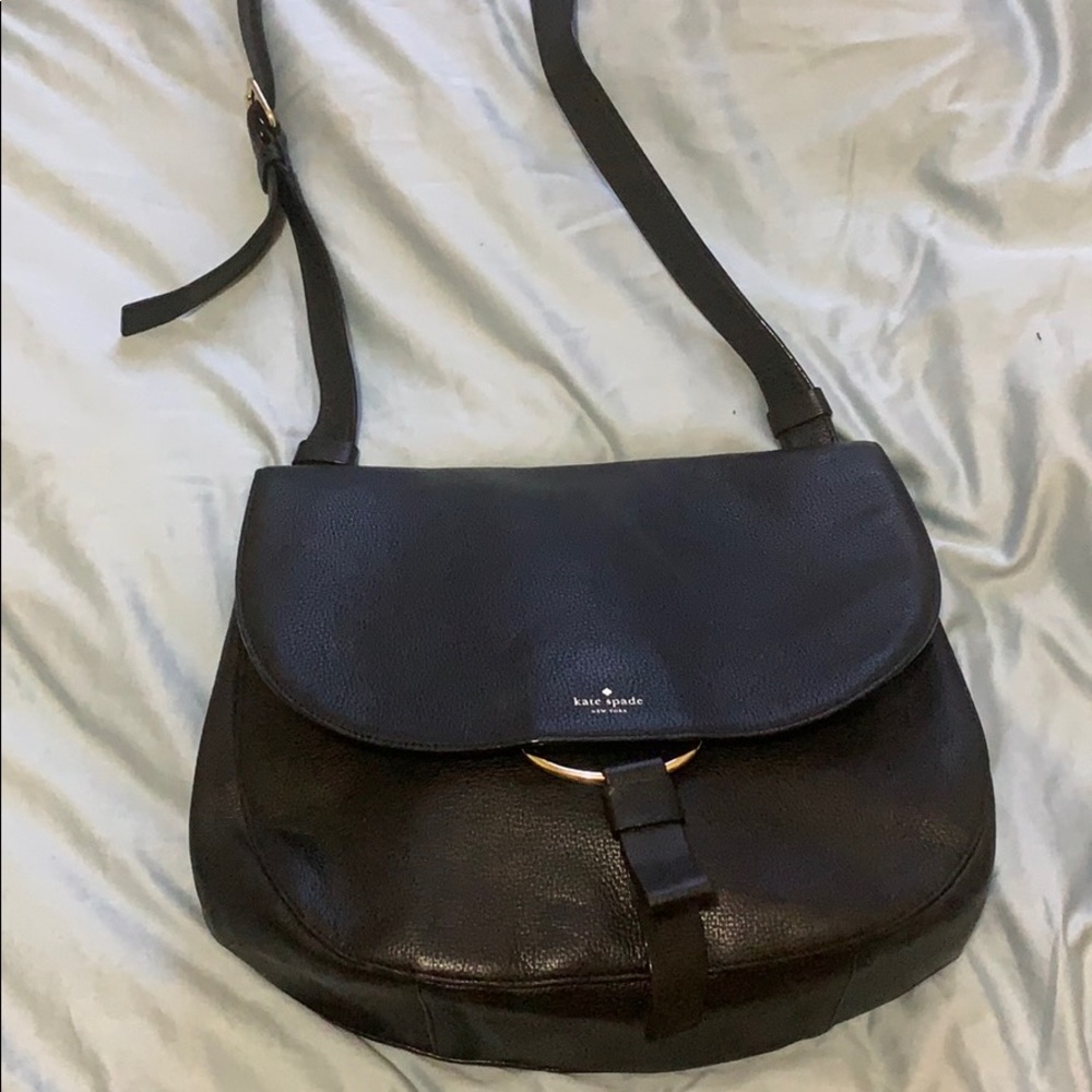 Sleek Kate Spade Messenger Bag